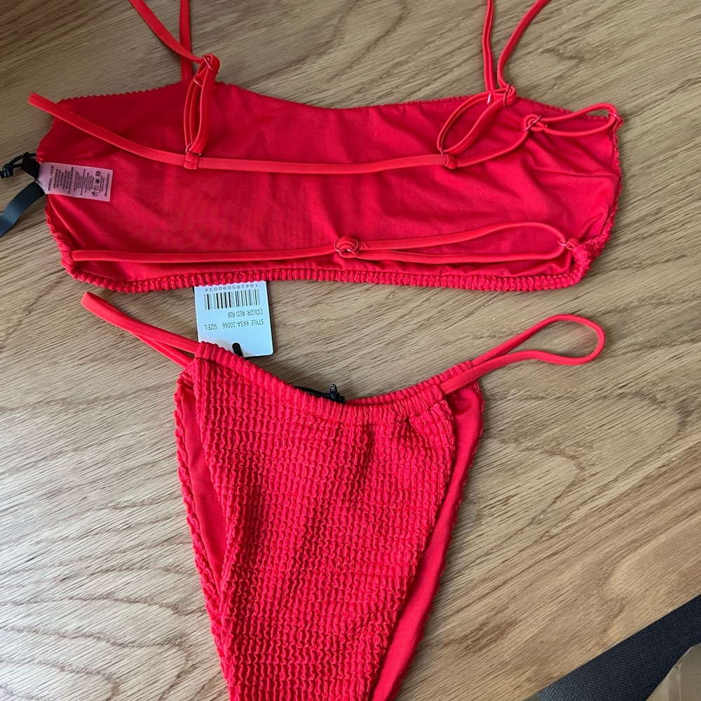 2 pc bikini - Picture 2 of 2